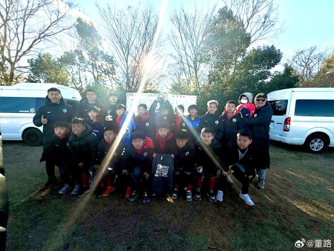  8戰(zhàn)全勝奪日本杯賽冠軍！中國(guó)足球小將發(fā)布感謝信