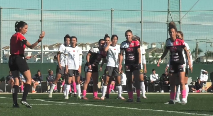  唐佳麗梅開二度、邵子欽破門，中國(guó)女足3-2擊敗Alhama俱樂部女足