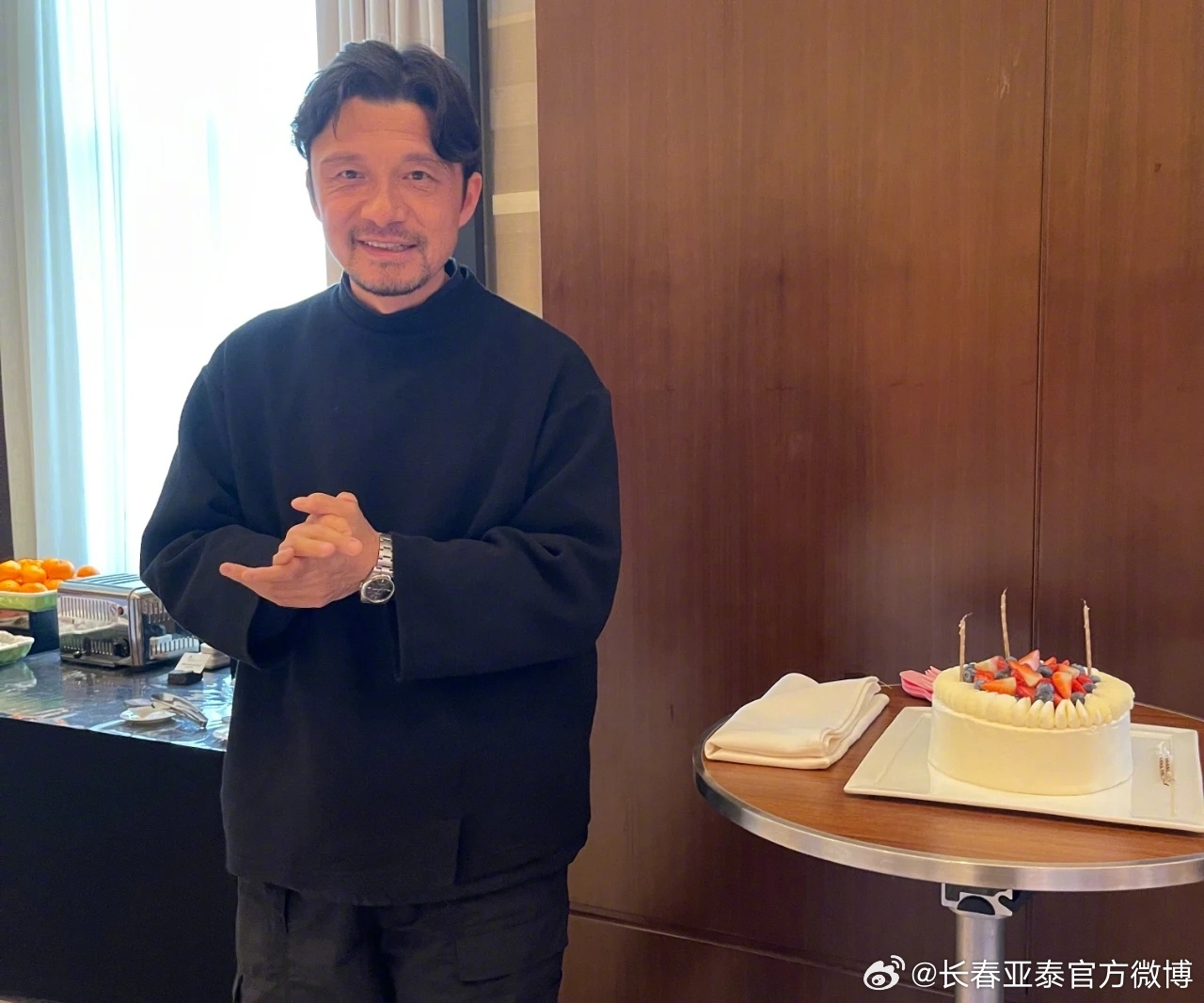  謝指導(dǎo)生日快樂(lè)！