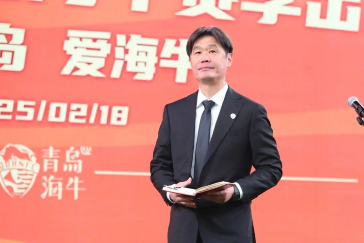  多名媒體人士點評海牛：引援老中青都有，就看李霄鵬的捏合能力了