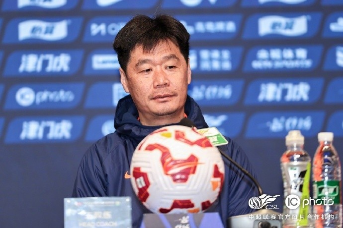  李霄鵬：希望明天比賽能打出一些新的東西，取得一個(gè)好的結(jié)果