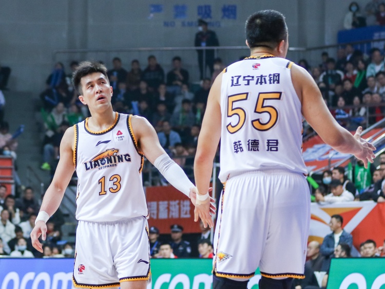  里程碑！韓德君8625分追平郭艾倫 并列遼籃隊(duì)史得分王