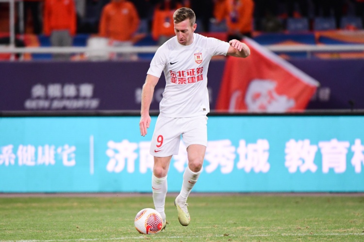  熱身賽：長春亞泰2-1青島海牛 貝里奇、奧莫伊胡安弗破門???