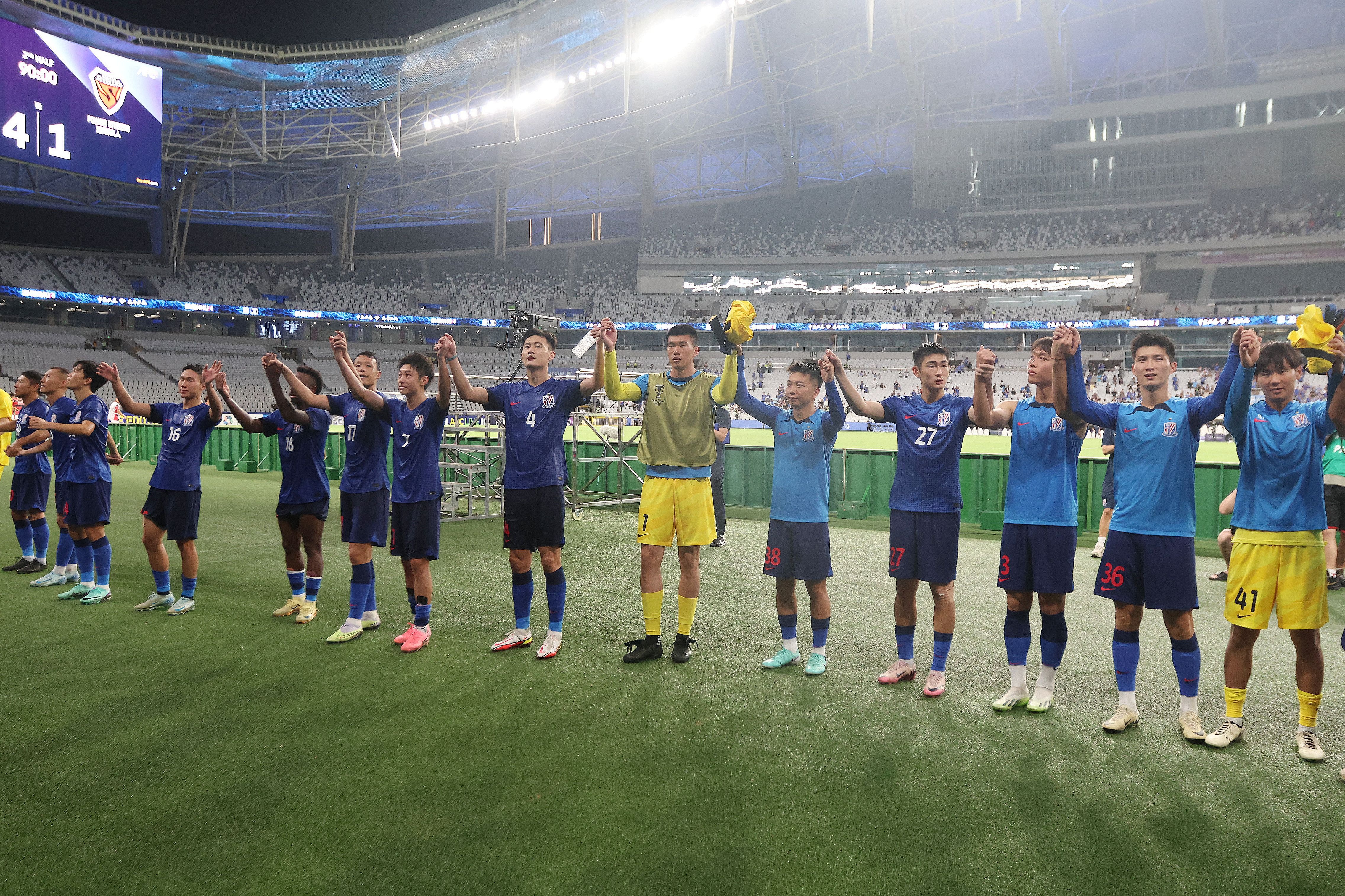 記者：我們跟日本足球有全方位差距，客戰(zhàn)日本球隊0勝絕非偶然