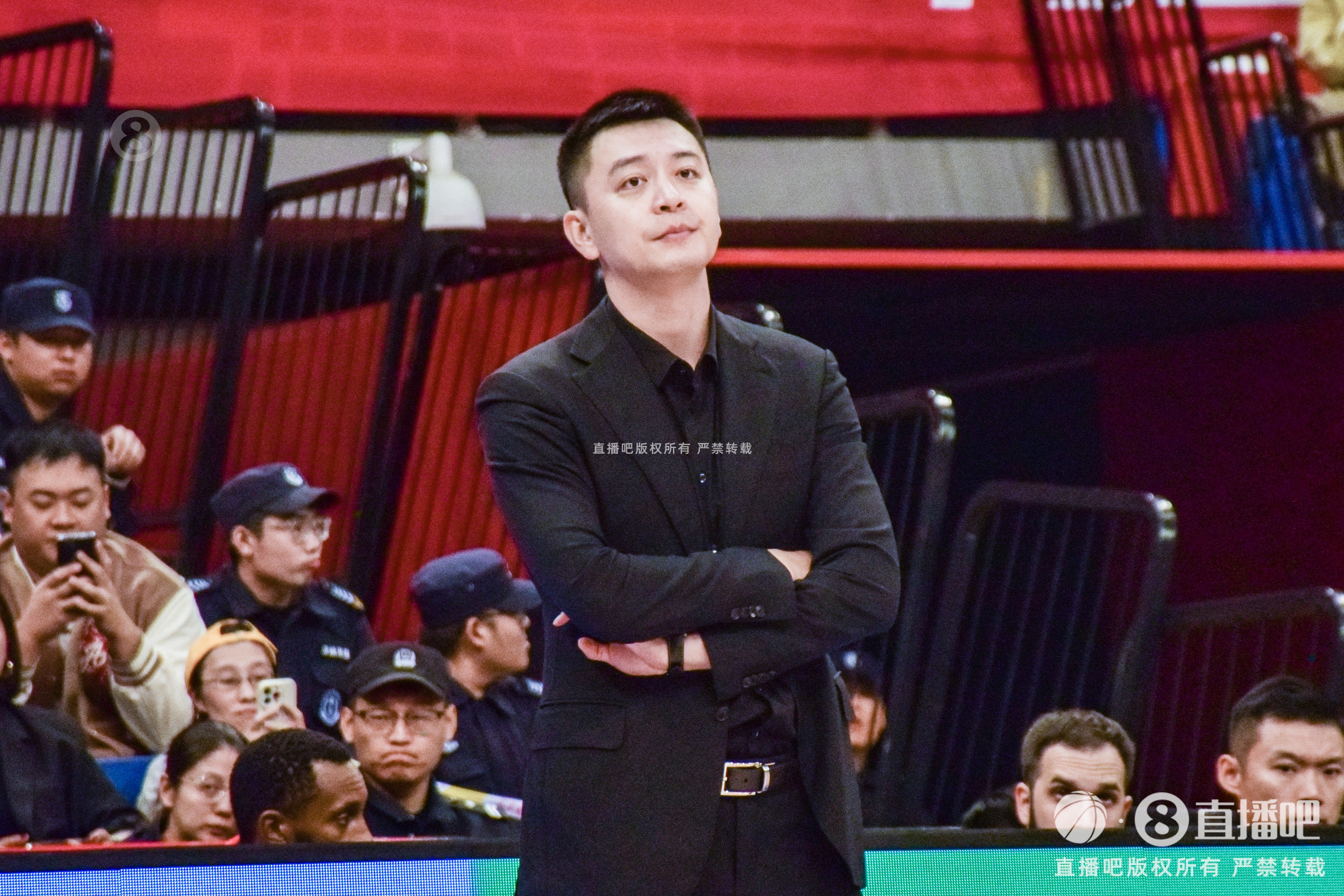  失誤頻頻！遼寧全隊(duì)半場失誤數(shù)達(dá)到14次 對(duì)手吉林10次