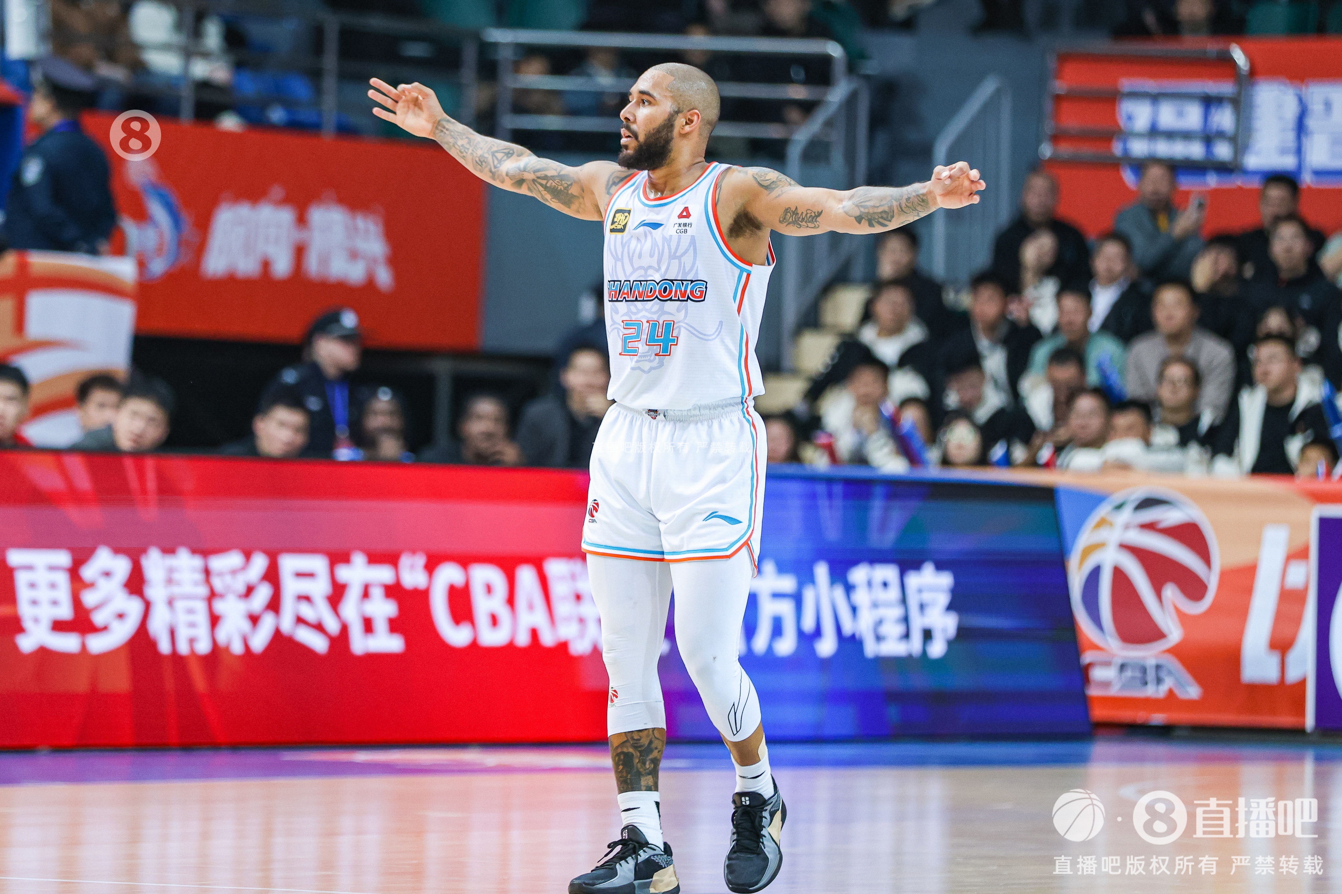  奈何隊友短路！摩爾19中12空砍31分 末節(jié)狂砍22分