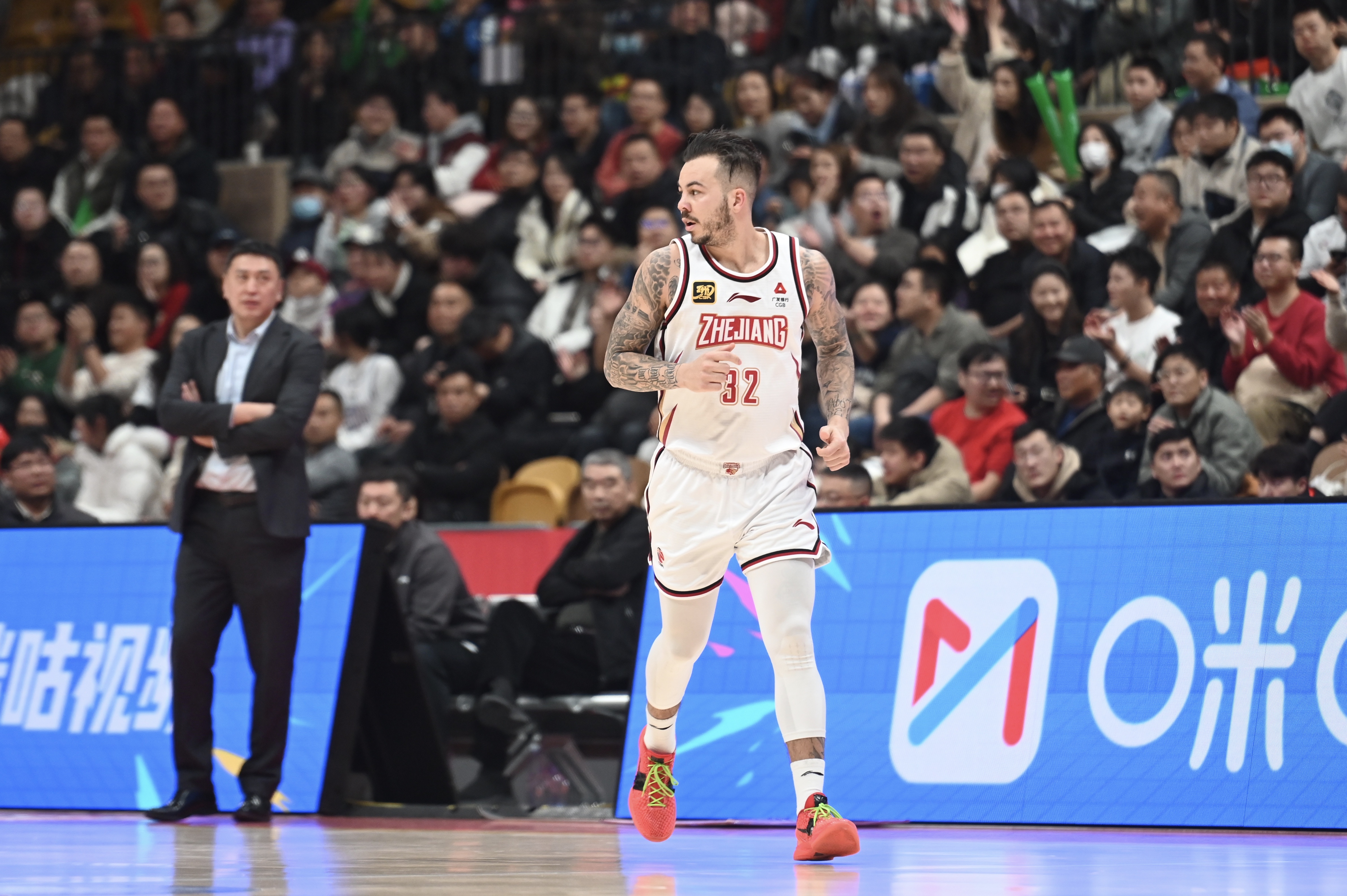  得分爆炸力！約克23中13得34分2板8助4斷 三分11中6