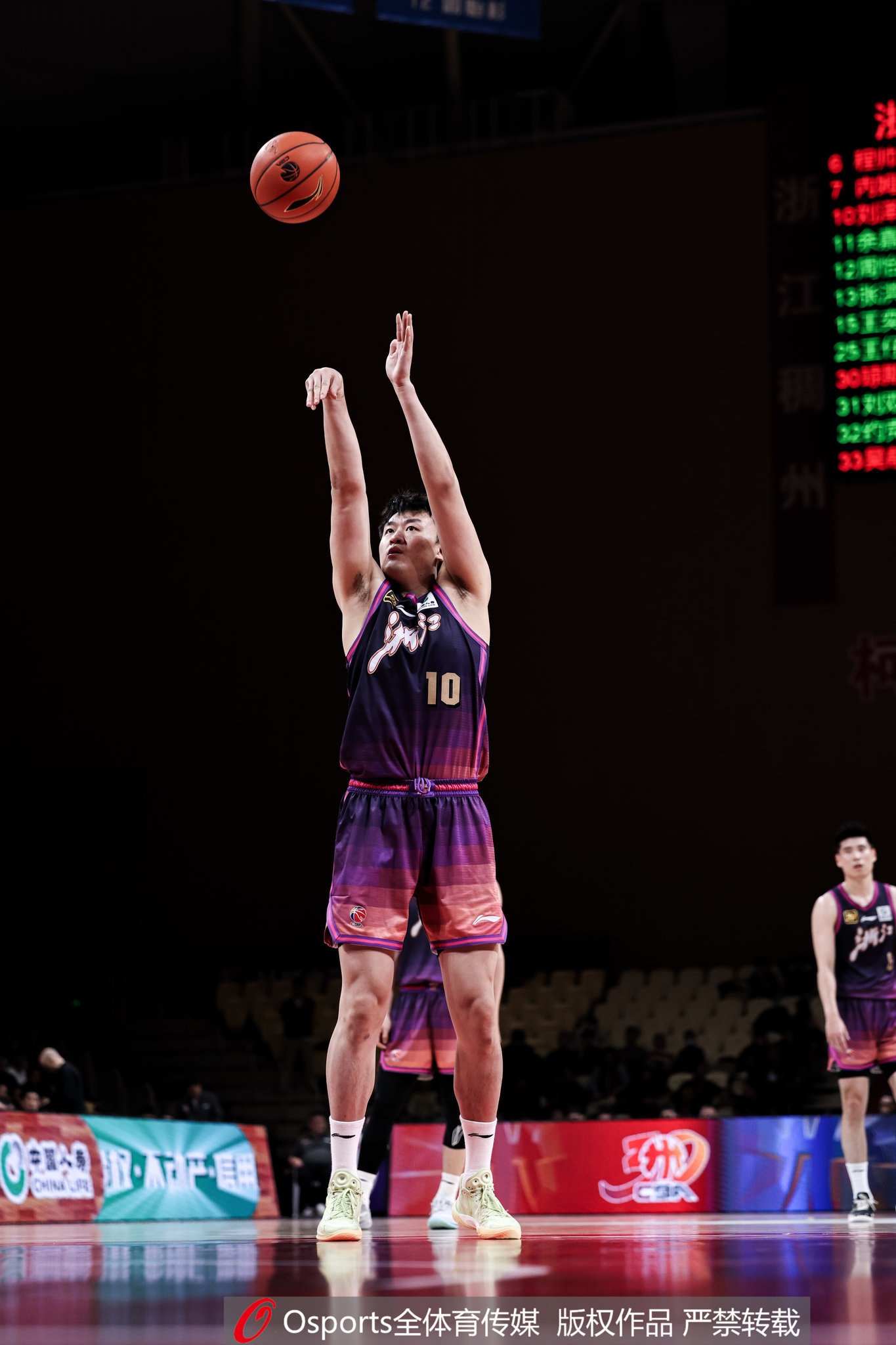  高效替補！劉澤一13投7中&罰球4中3得18分7板 得分并列全隊最高